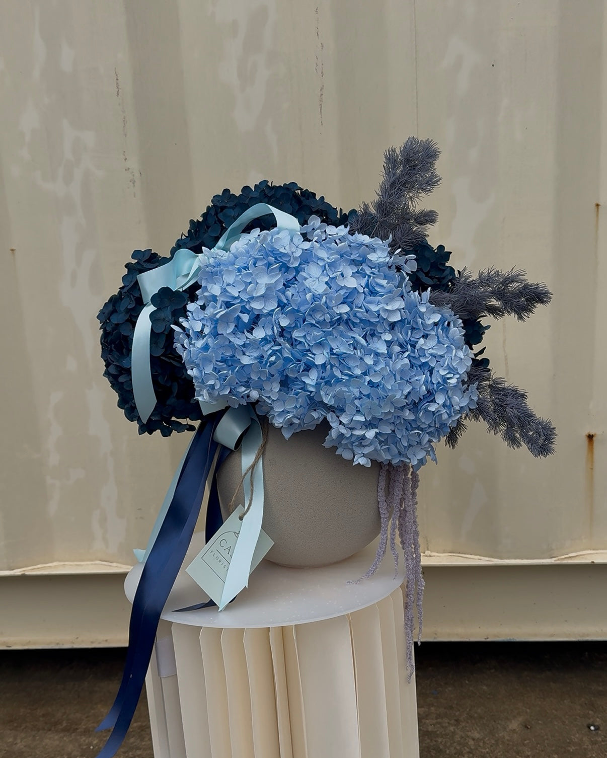 Pilu - Dried Flower Vase Arrangement