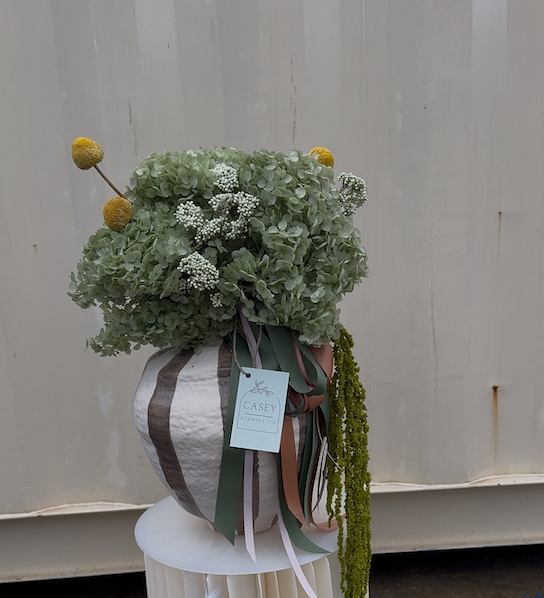 Oriela - Dried Flower Vase Arrangement