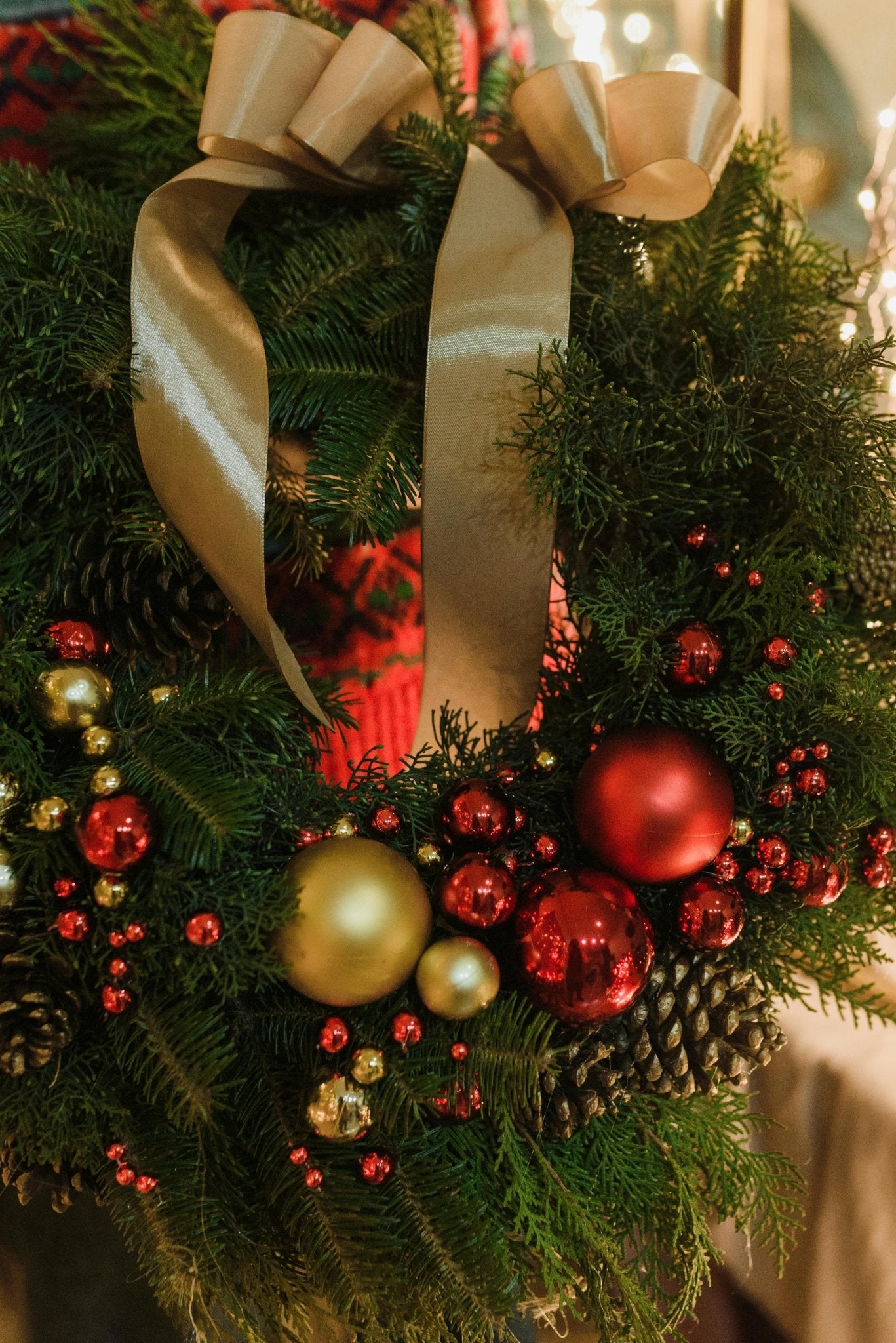 Christmas Wreath - Natives or Baby Breath - Casey Florist Co
